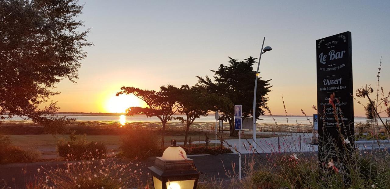 Hotel Et Spa Les Cleunes Oleron Saint-Trojan-les-Bains Exterior foto